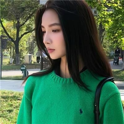 拿扫把的男人